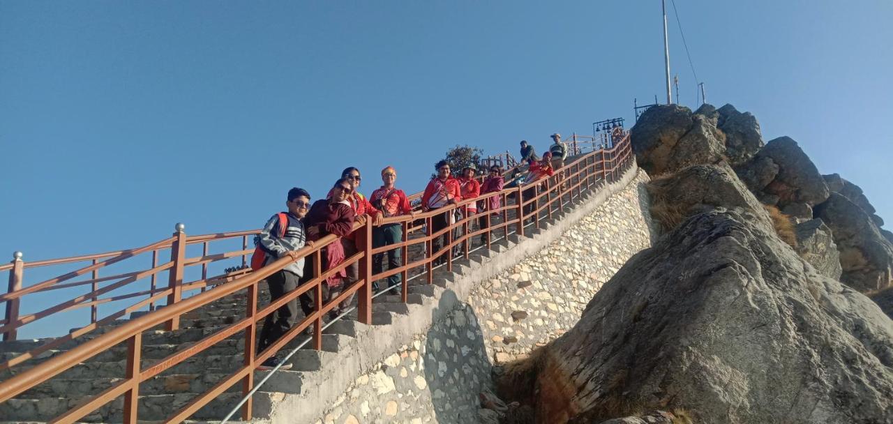 Chandarshila Hike Homestay Ukhimath Buitenkant foto