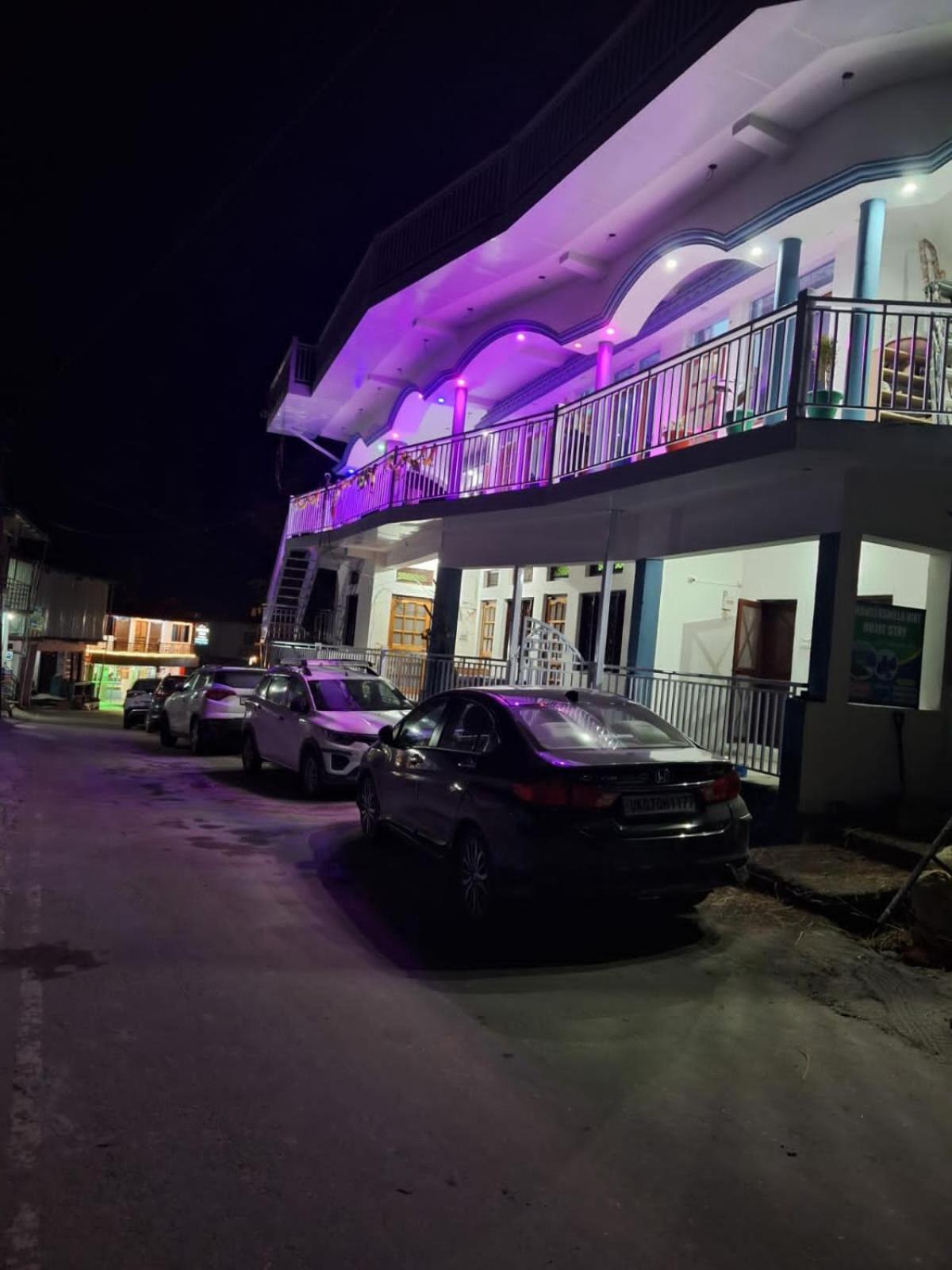 Chandarshila Hike Homestay Ukhimath Buitenkant foto