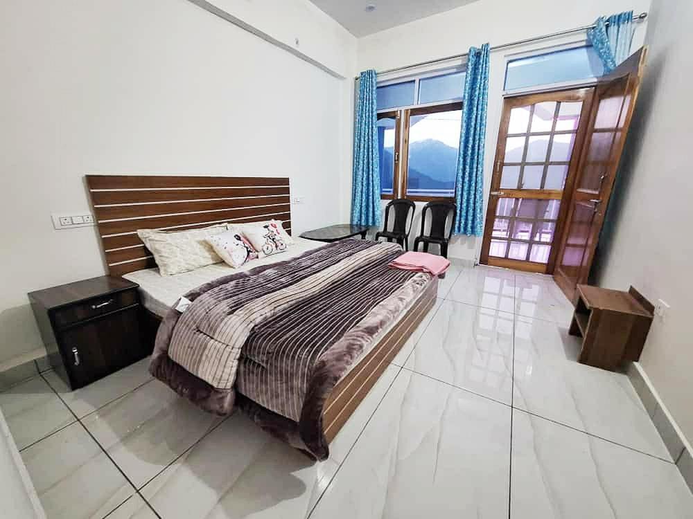 Chandarshila Hike Homestay Ukhimath Buitenkant foto